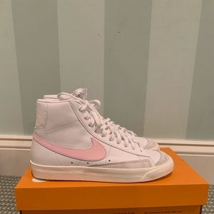 Nike Blazer Mid 77 White Pink Foam
